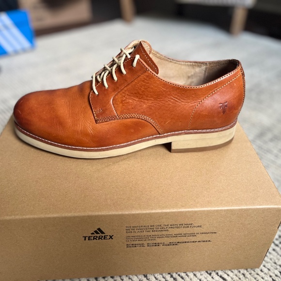 FRYE Grant Oxford main image 9